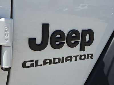 2022 Jeep Gladiator Sport
