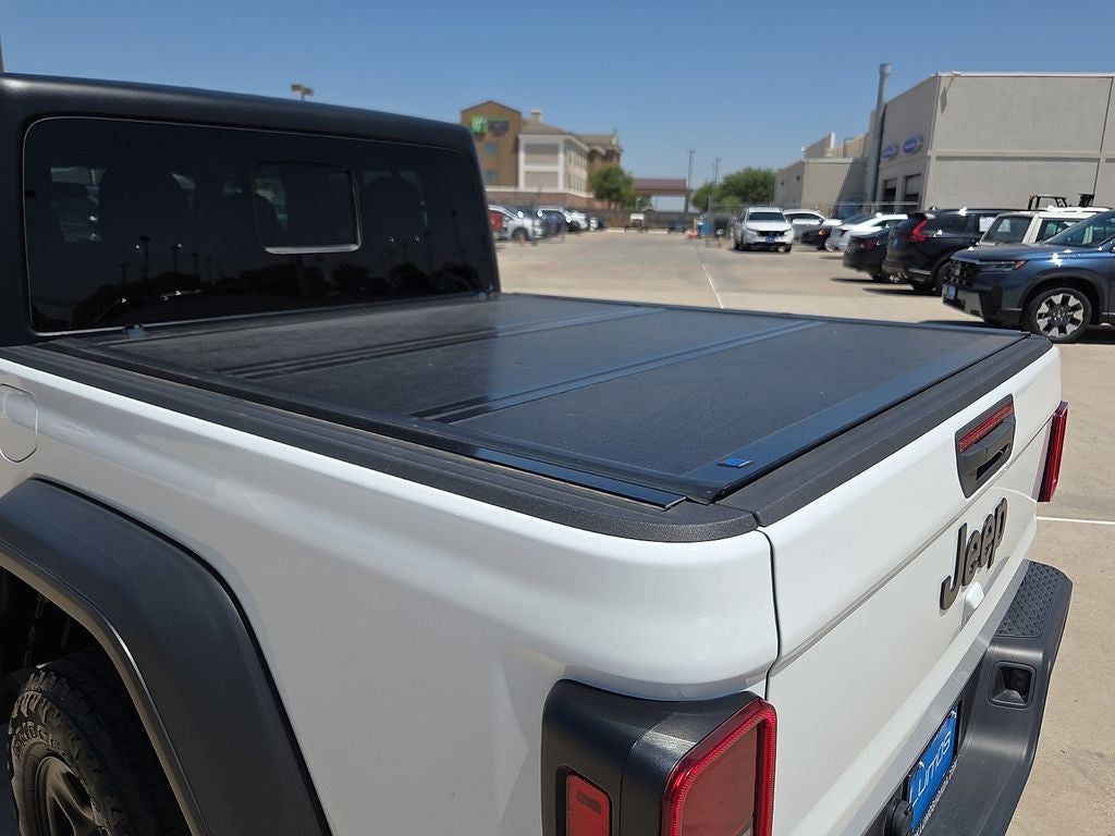 2022 Jeep Gladiator Sport