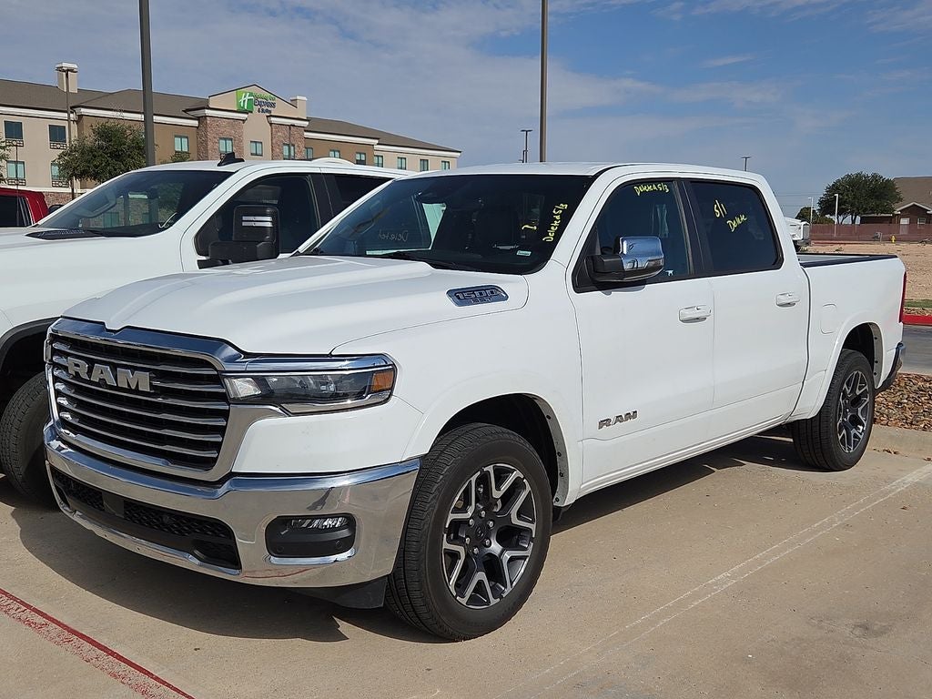 2025 RAM 1500 Laramie 4x4 Crew Cab 5'7's photo