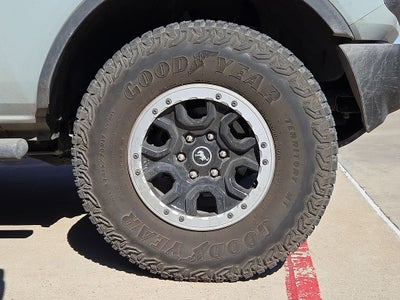 2023 Ford Bronco Base