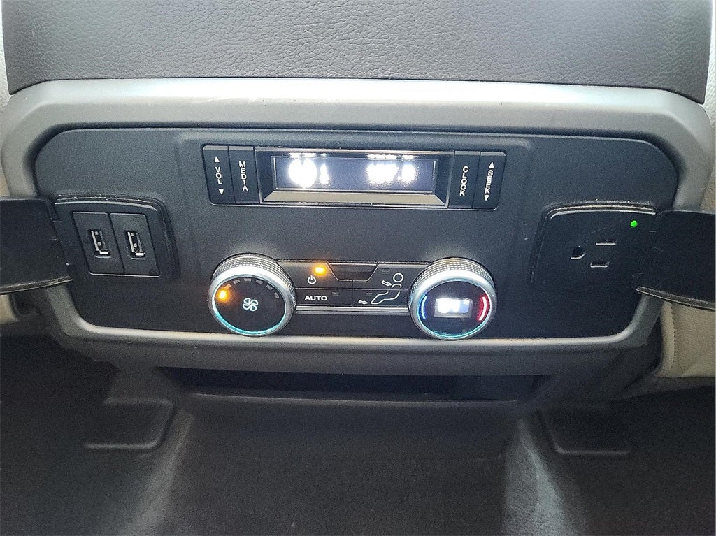 2020 Ford Expedition Max XLT