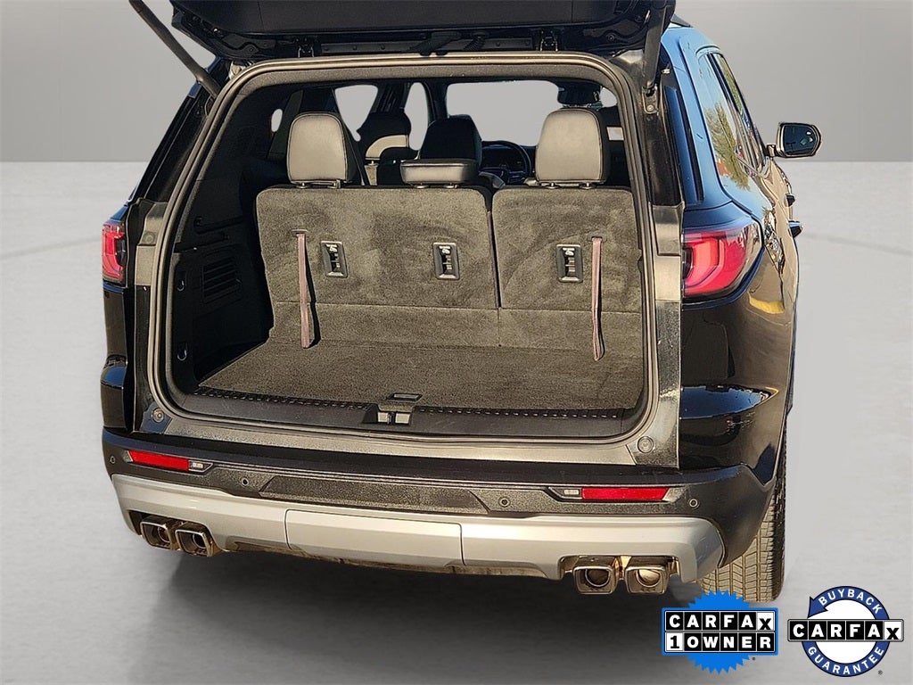 2024 GMC Acadia Elevation