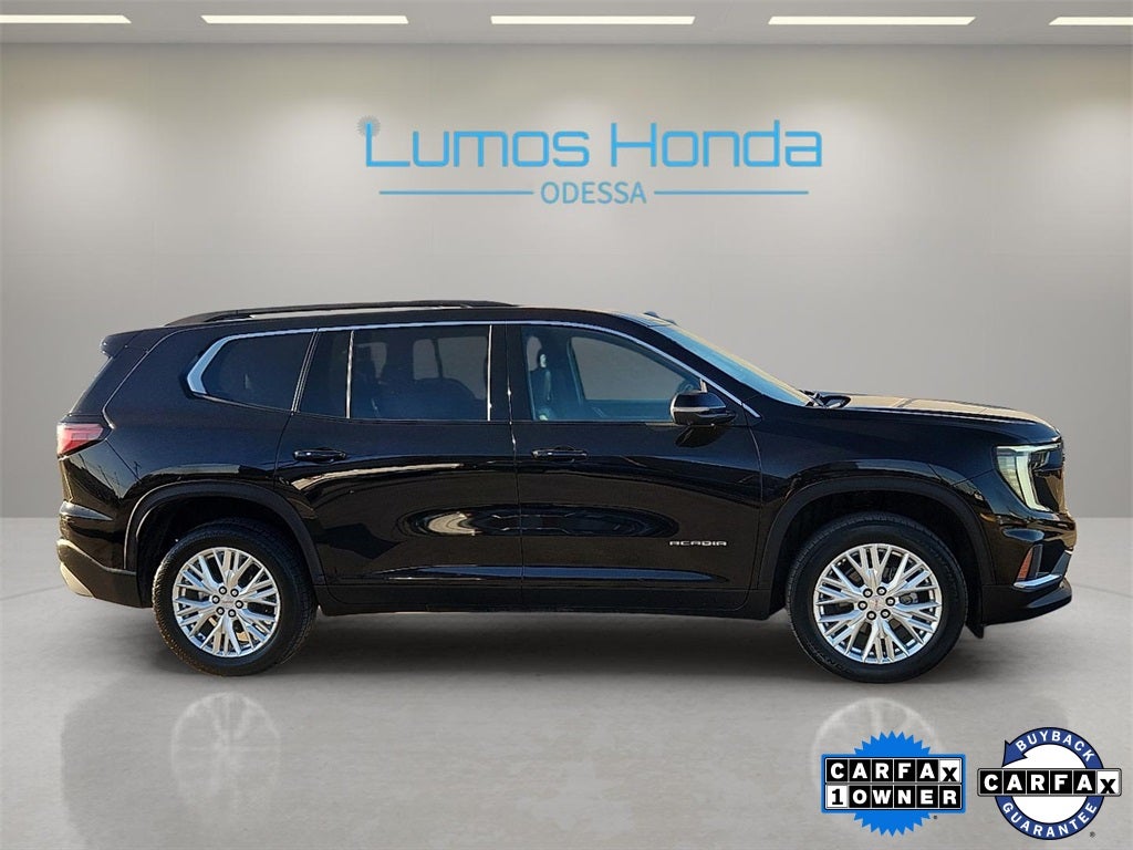 2024 GMC Acadia Elevation
