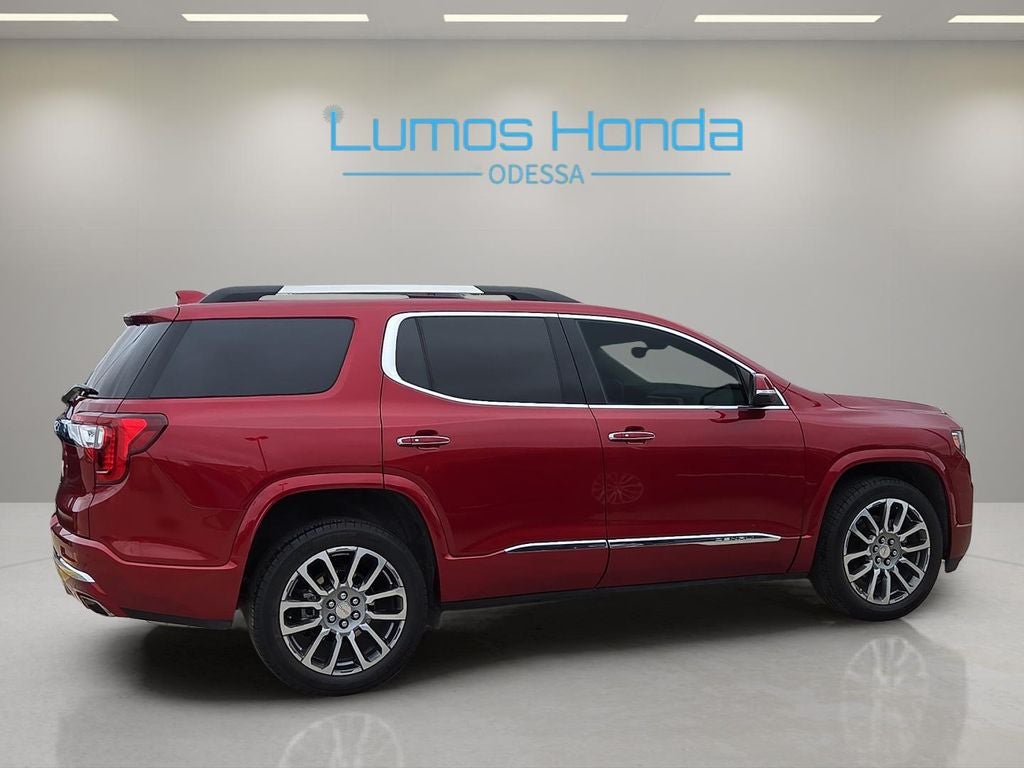 2023 GMC Acadia Denali