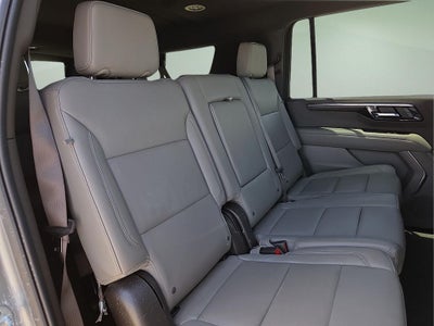 2025 Chevrolet Suburban LT