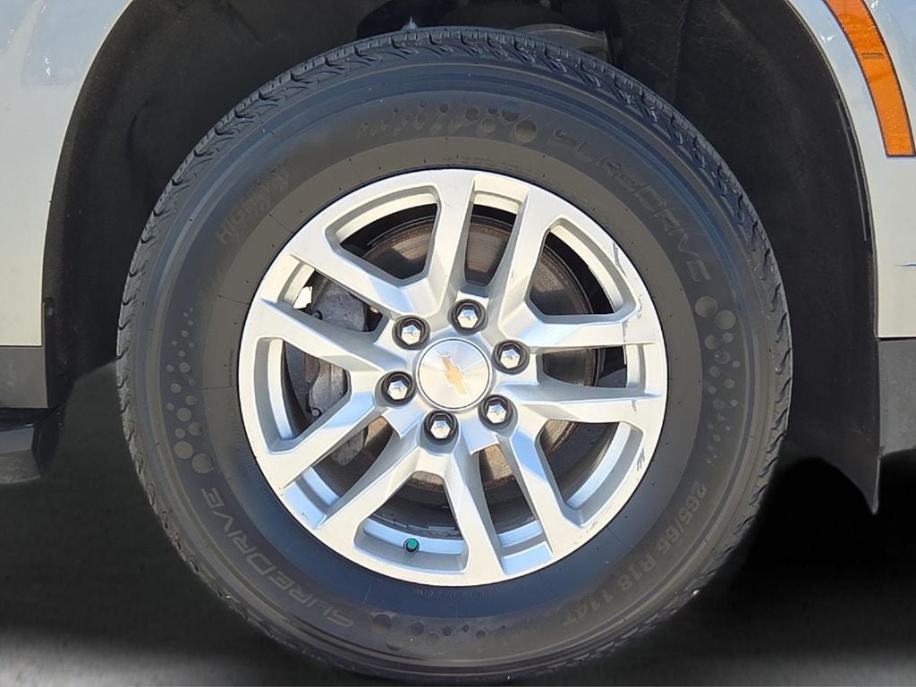 2025 Chevrolet Suburban LT