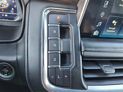 2023 Chevrolet Suburban LT