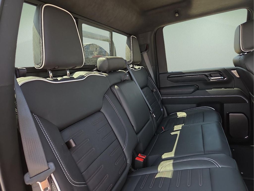 2025 GMC Sierra 2500HD AT4X