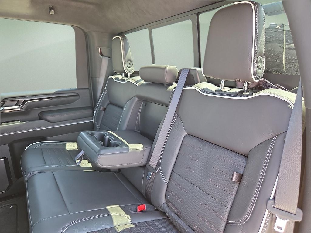 2025 GMC Sierra 2500HD AT4X
