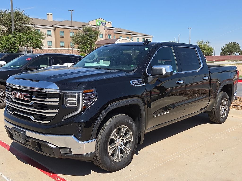 2025 GMC Sierra 4WD Crew Cab Short Box SLT's photo