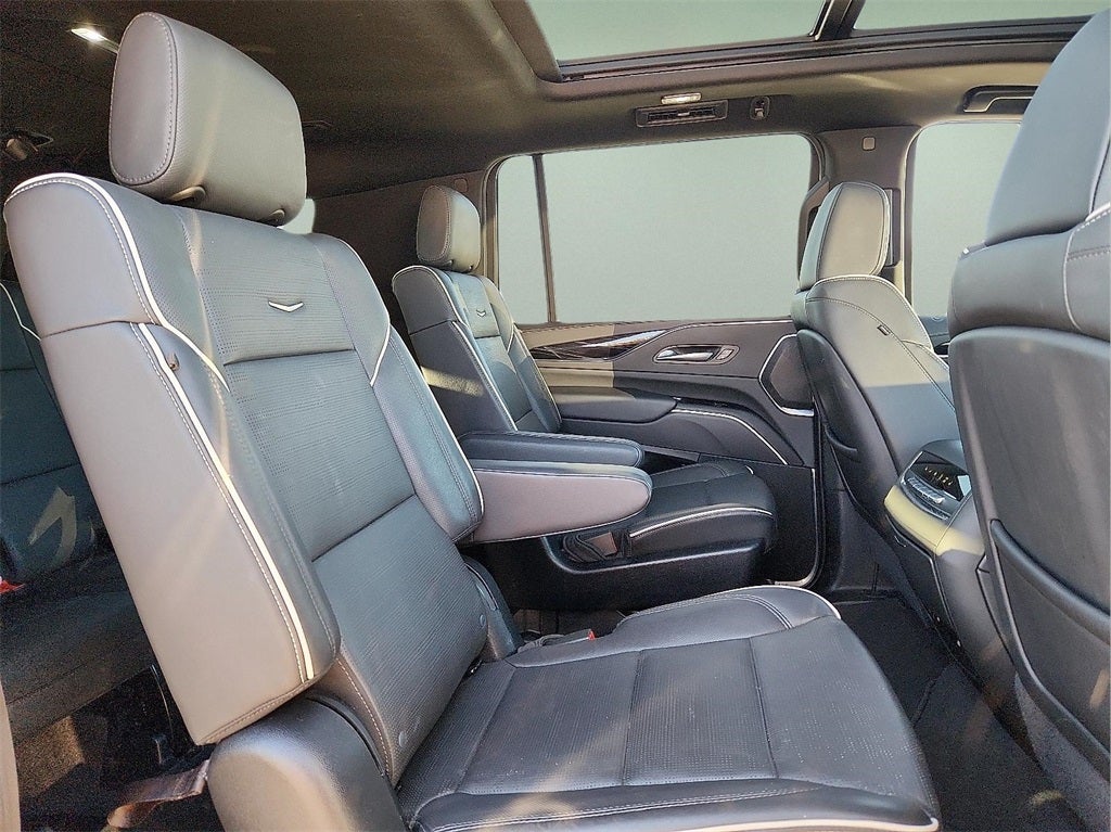 2024 Cadillac Escalade ESV Sport