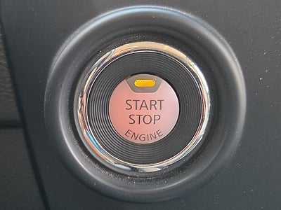 2023 Nissan Titan SV