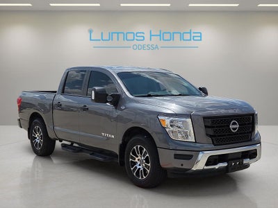 2023 Nissan Titan SV