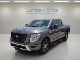 2023 Nissan Titan SV