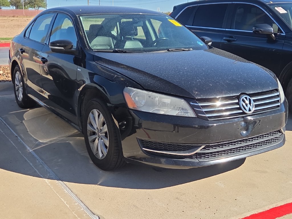 2014 Volkswagen Passat Base