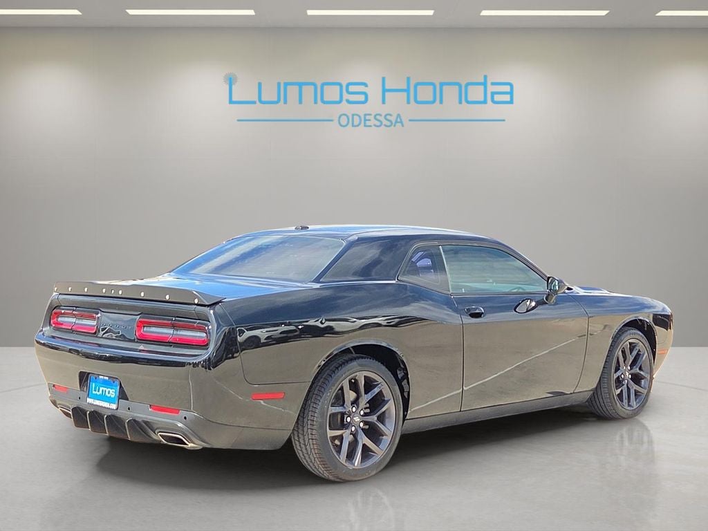 2021 Dodge Challenger SXT