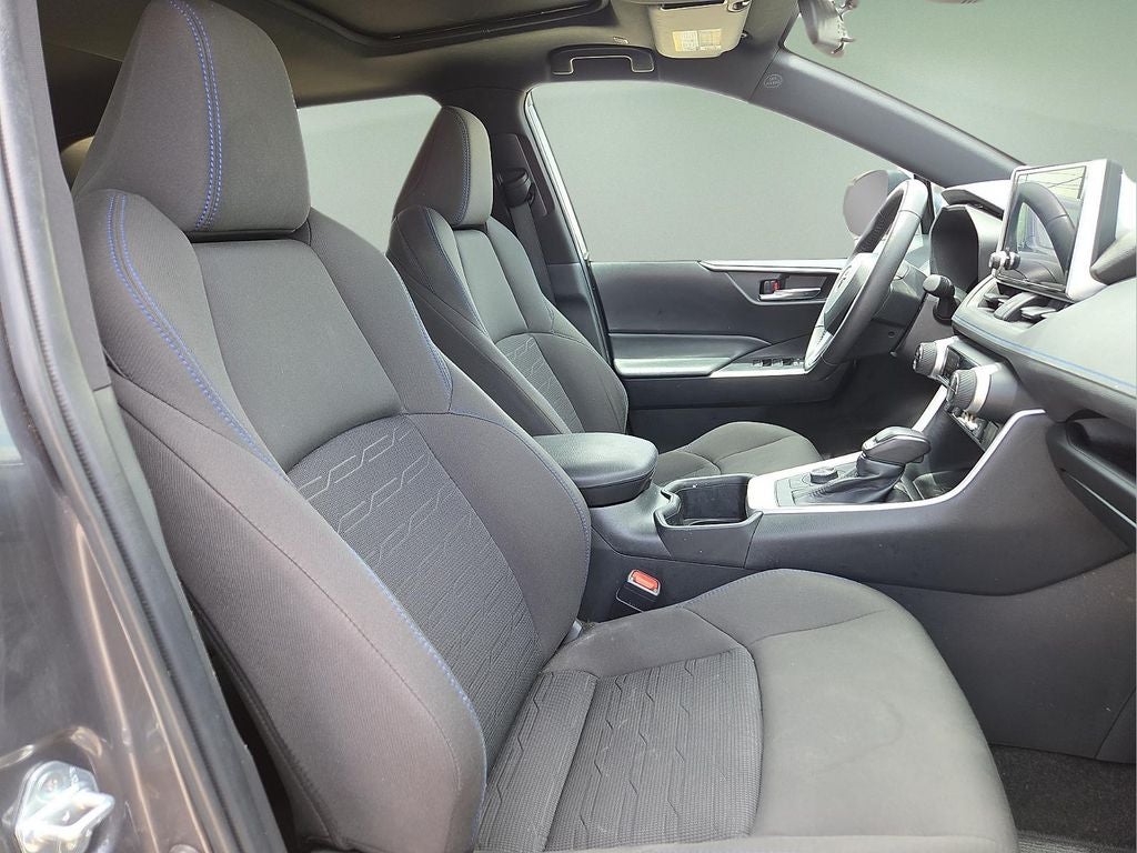 2024 Toyota RAV4 Hybrid SE