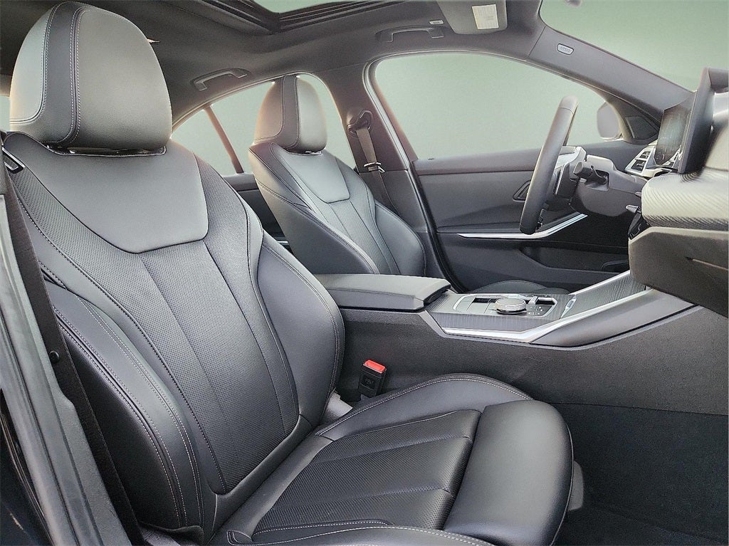 2025 BMW 3 Series 330i