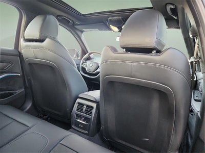 2025 BMW 3 Series 330i