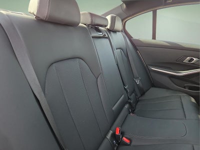 2025 BMW 3 Series 330i