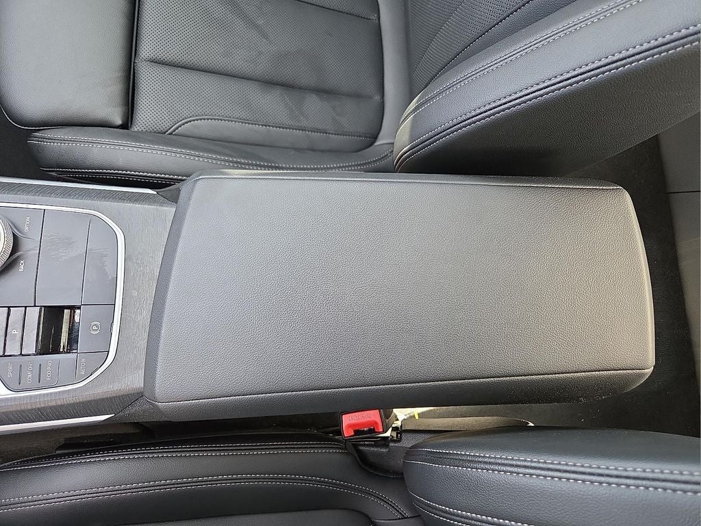 2025 BMW 3 Series 330i