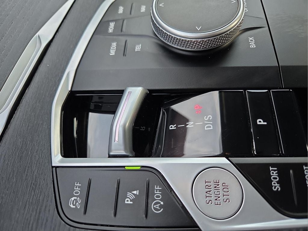 2025 BMW 3 Series 330i