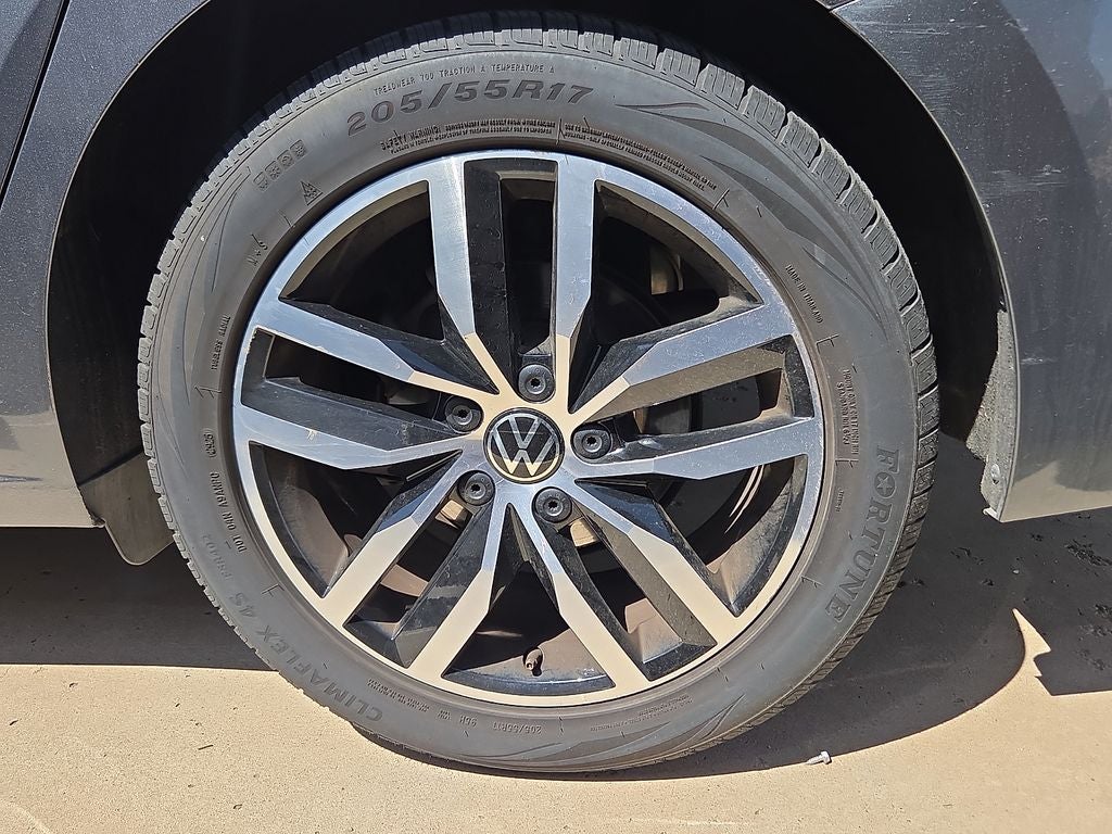 2025 Volkswagen Jetta 1.5T SE