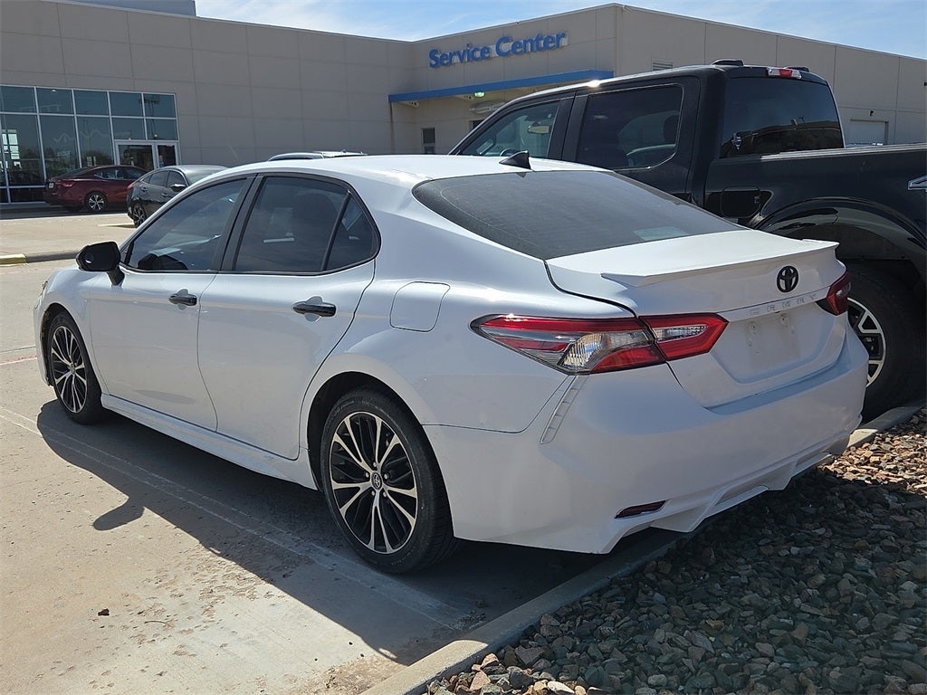 2019 Toyota Camry SE