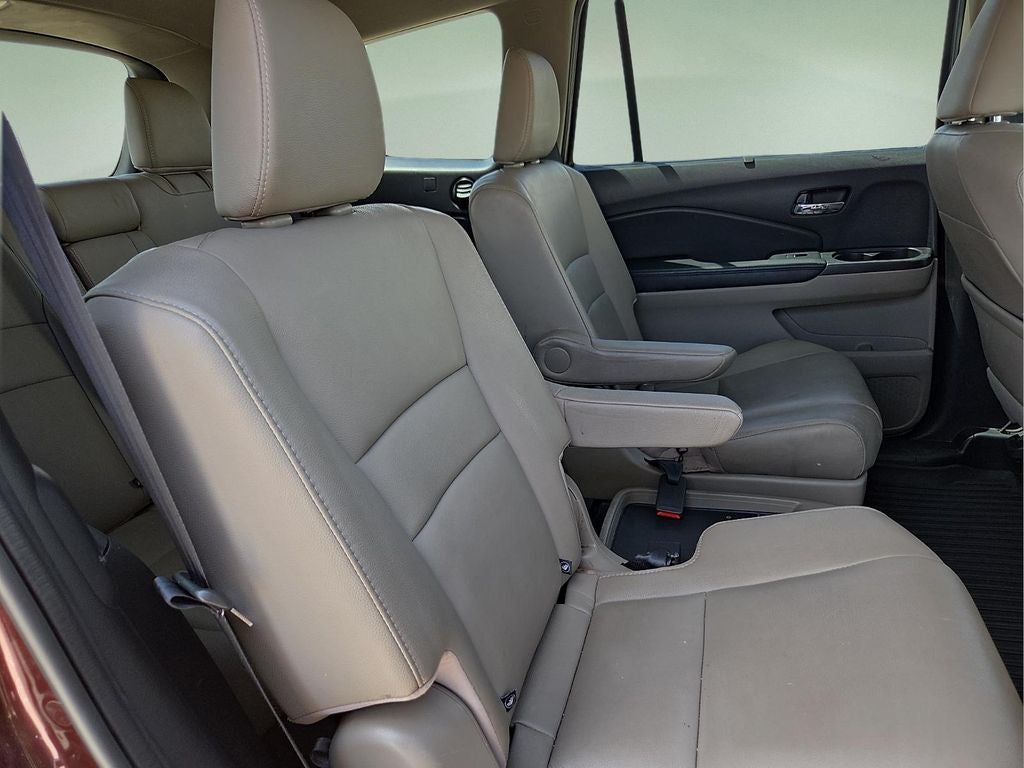 2021 Honda Pilot Touring 7 Passenger