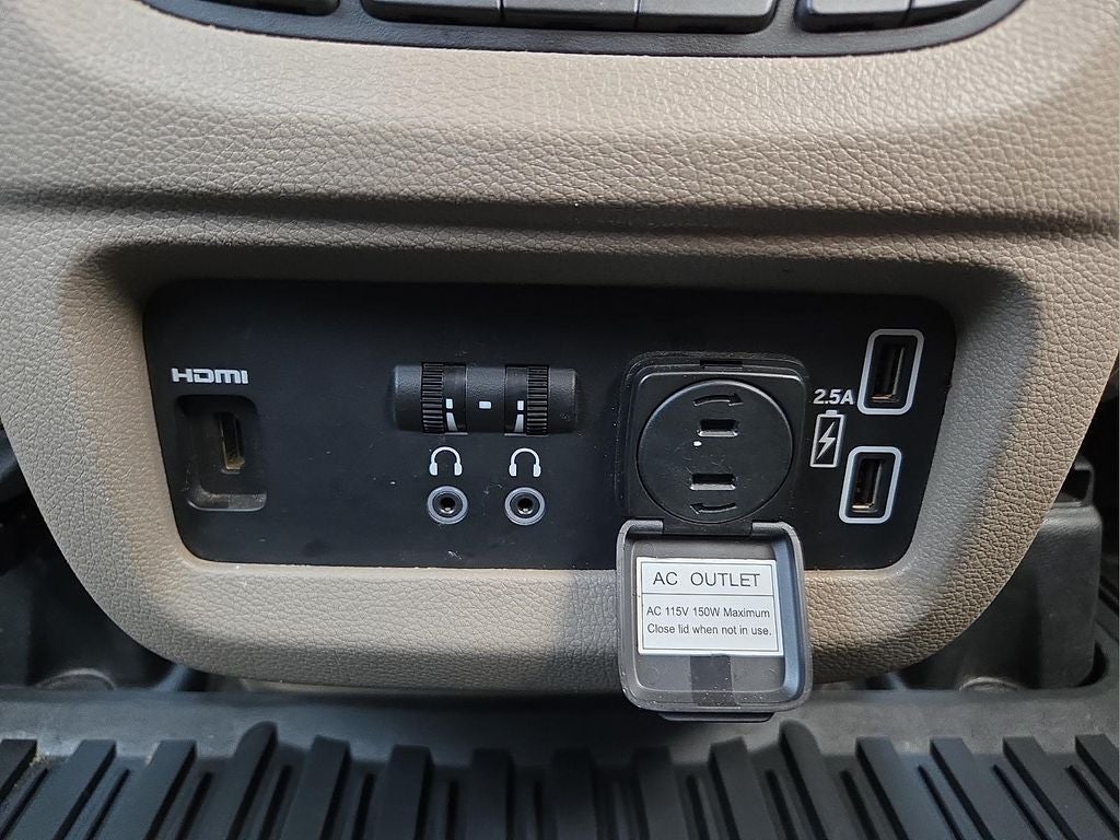 2021 Honda Pilot Touring 7 Passenger