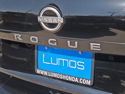 2025 Nissan Rogue SV