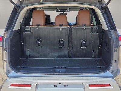 2023 Nissan Pathfinder Platinum