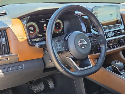 2023 Nissan Pathfinder Platinum