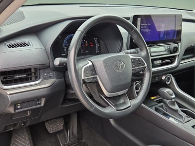 2025 Toyota Grand Highlander XLE