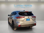 2022 Toyota Highlander L