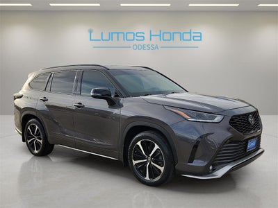 2021 Toyota Highlander XSE