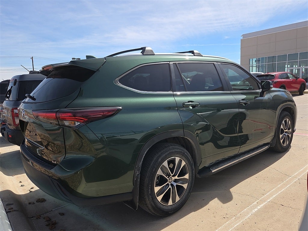 2024 Toyota Highlander XLE