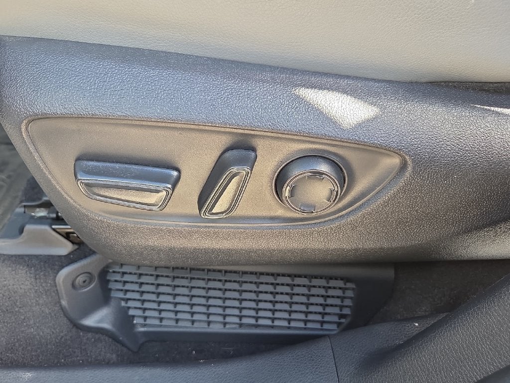 2026 Toyota Sienna XLE 8 Passenger