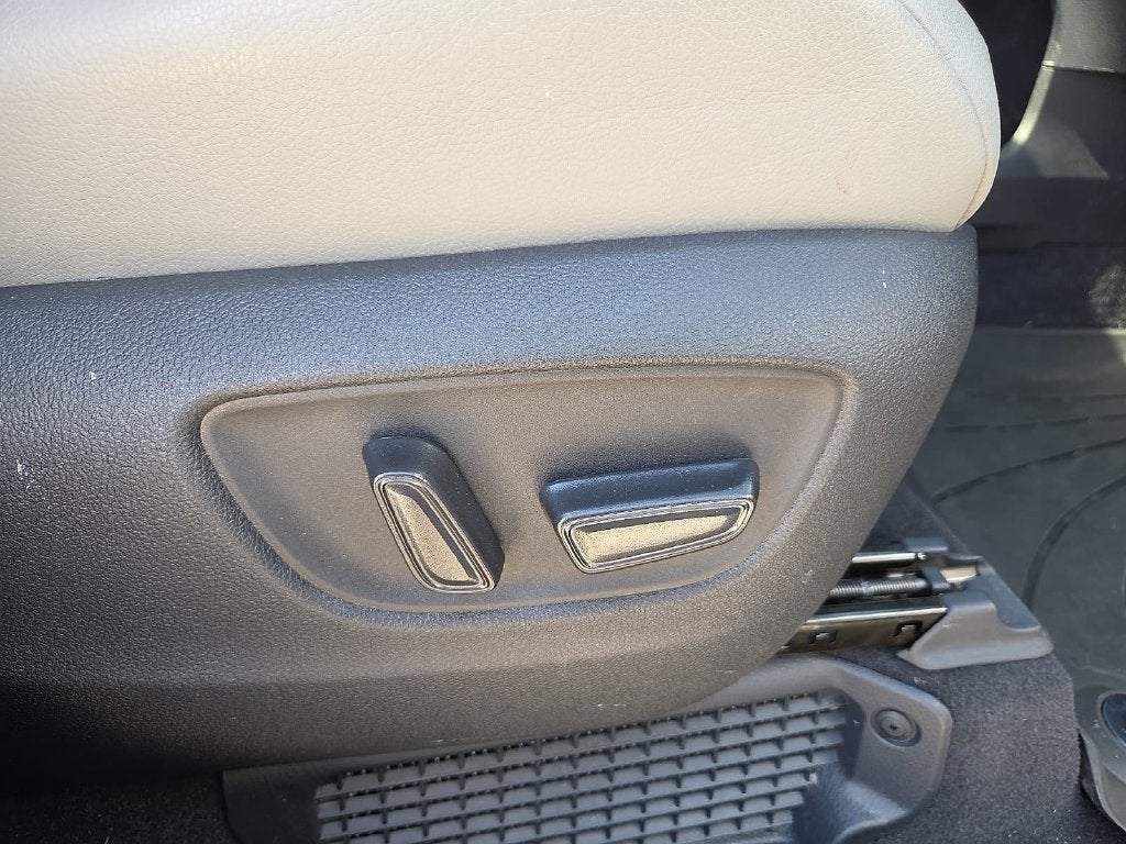 2026 Toyota Sienna XLE 8 Passenger