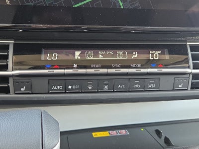 2026 Toyota Sienna XLE 8 Passenger
