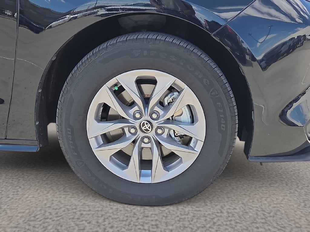 2026 Toyota Sienna XLE 8 Passenger