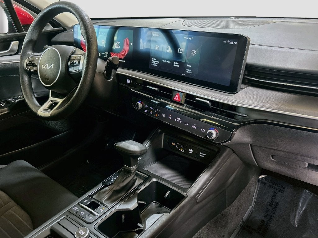 2025 Kia K5 LXS